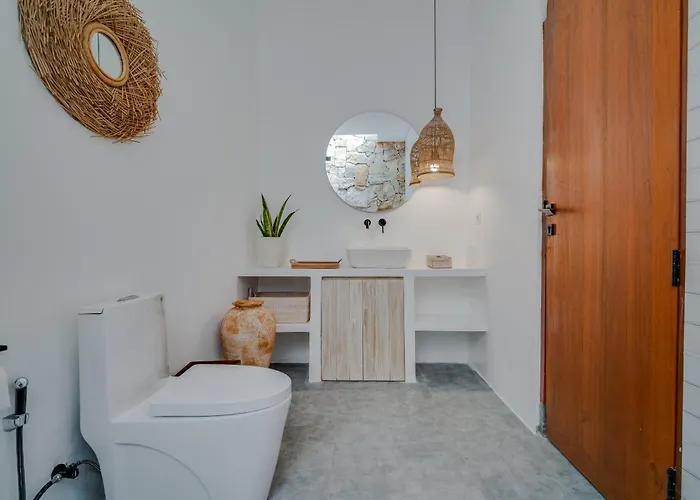 Amritaz Uluwatu, Private Pool & Bbq, Premium Sound, 7 Min To Melasti Villa
