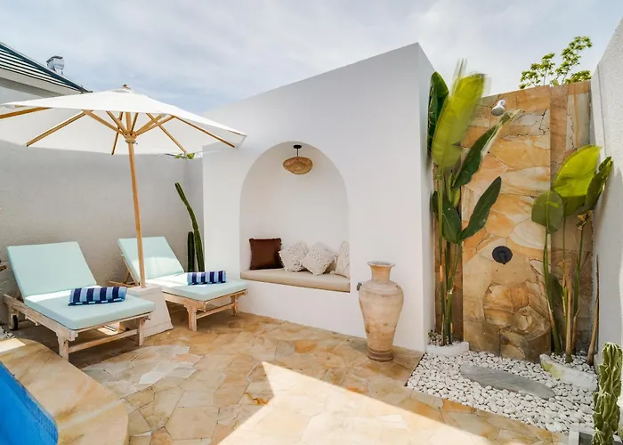 Amritaz Uluwatu, Private Pool & Bbq, Premium Sound, 7 Min To Melasti Uluwatu (Bali)