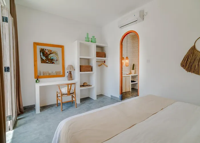 Villa Amritaz Uluwatu, Private Pool & Bbq, Premium Sound, 7 Min To Melasti Uluwatu (Bali)