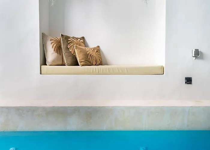 Amritaz Uluwatu, Private Pool & Bbq, Premium Sound, 7 Min To Melasti Villa