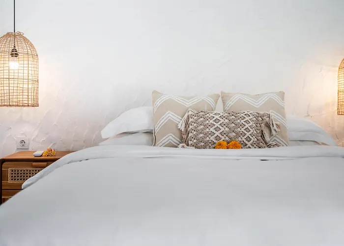 Amritaz Uluwatu, Private Pool & Bbq, Premium Sound, 7 Min To Melasti Villa