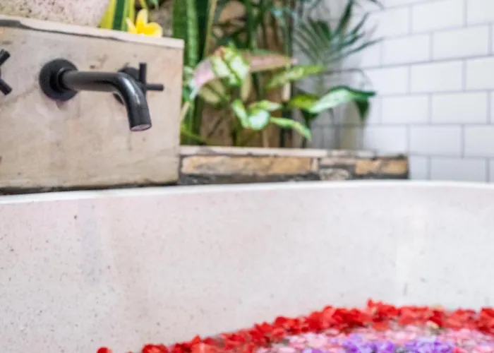 Amritaz Uluwatu, Private Pool & Bbq, Premium Sound, 7 Min To Melasti
